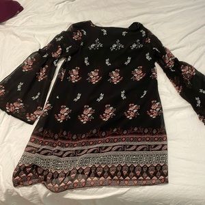 BELL SLEEVE WOMENS DRESS